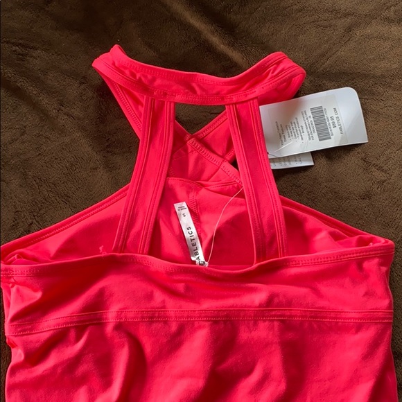 Brand new Fabletics top! - Picture 3 of 5